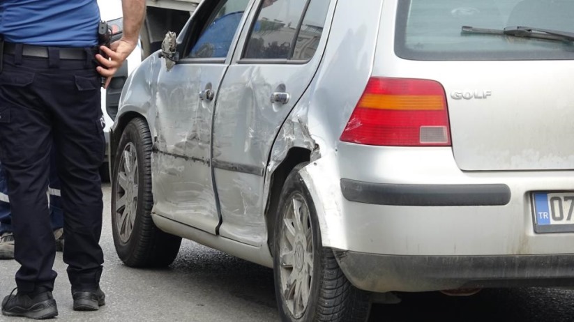 Samsun'da viyadük üstünde yakıt tankerinin karıştığı kaza: 1 yaralı