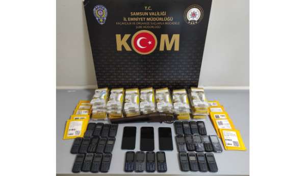 Samsun'da kaçak telefon ve aksesuarları ele geçirildi - Samsun haber