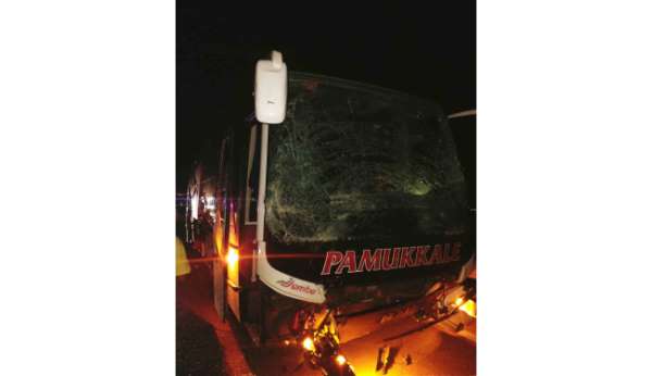 Burdur'da zincirleme kaza: 2 yaralı