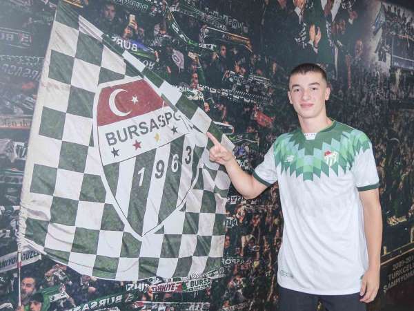 Bursaspor'da iki iç transfer tamamlandı