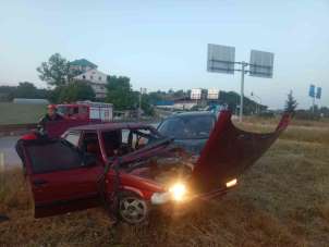 Kastamonu'da iki ayrı trafik kazasında 3 kişi yaralandı