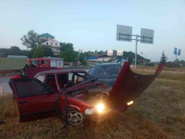 Kastamonu'da iki ayrı trafik kazasında 3 kişi yaralandı
