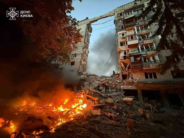 Rus ordusundan Ukrayna'nın başkenti Kiev'e saldırı: 14 ölü, 60 yaralı