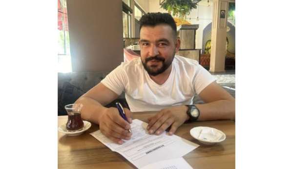 Kazada hurdaya dönen otomobilin sürücüsü hastanede hayatını kaybetti