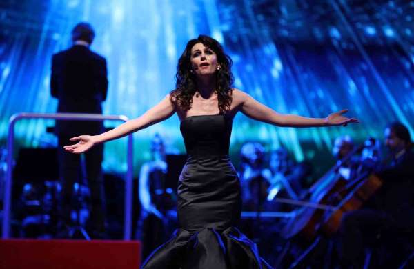 Dünyaca ünlü soprano Emma Shapplin 9 Ekim'de Antalya'da