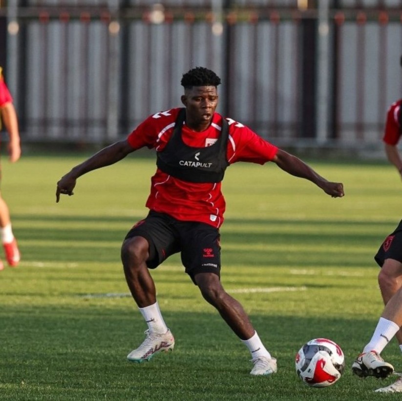 Samsunspor'da Bazı Gençler Hollanda'ya Götürüldü