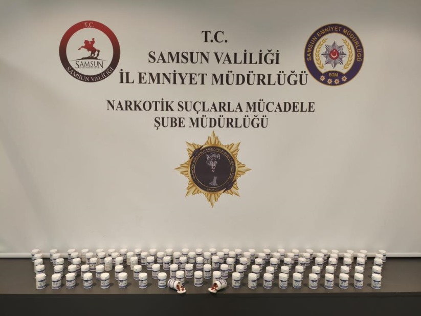 Samsun'da kargoyla gelen çuvalın içinden 6 bin 552 adet uyuşturucu hap çıktı!