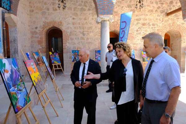 Öğrencilerin özgün çalışmaları Gökmedrese'de sergileniyor