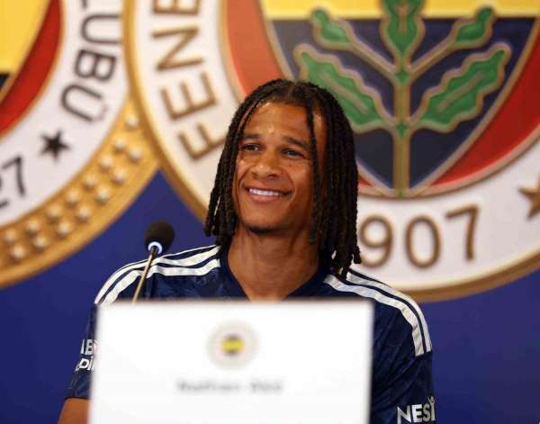 Nathan Ake: 'En önemlisi negatif durumda bile pozitif kalmak'