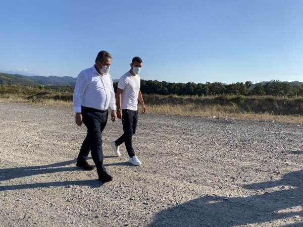 Kenan Sofuoğlu, Cumayeri Pisti'nde incelemelerde bulundu 