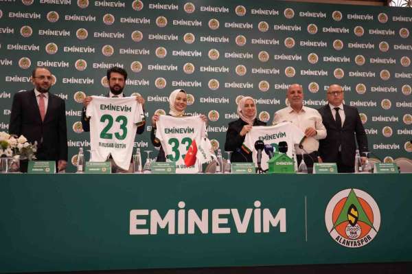 Eminevim Alanyaspor'un forma sırt sponsoru oldu