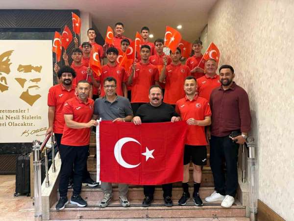 Kütahyalı Müdür, Avrupa'daki milli kafilenin başında