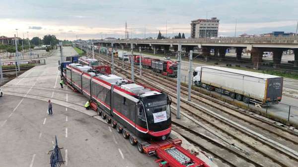 Samsun'a alınan 12 tramvaydan ikincisi de şehre ulaştı