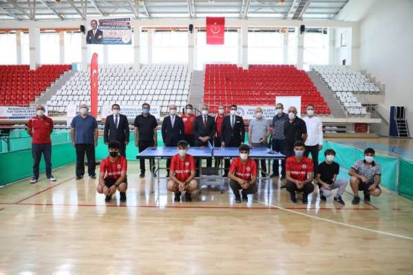 'Bir Gelecek' projesi kapsamında Erzincanlı sporculara destek 
