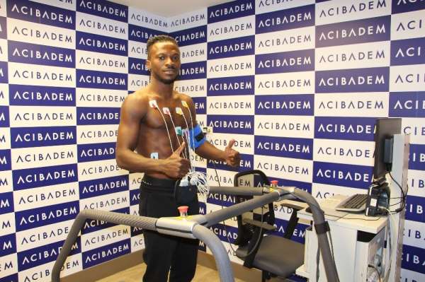 Sivasspor'un yeni transferi Kayode sağlık kontrolünden geçti 