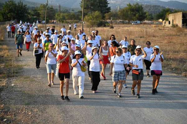Mersin'de Avrupa Hareketlilik Haftası spor ve yürüyüş etkinlikleriyle başladı