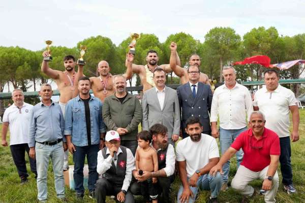 Gömeç'te Güreş heyecanı yaşandı
