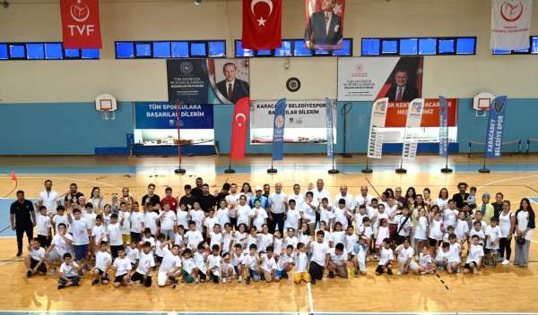 Karacabey'de yaz spor okullarına büyük ilgi