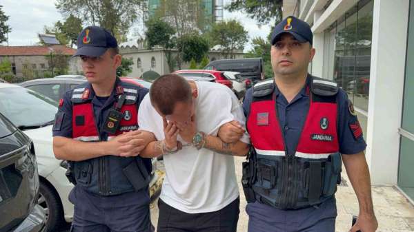 Motosiklet çantasından 7 bin 999 sentetik ecza çıktı, zanlı tutuklandı