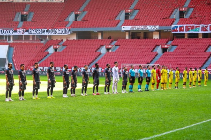 Samsunspor, İstanbulspor'a 3-0 yenildi