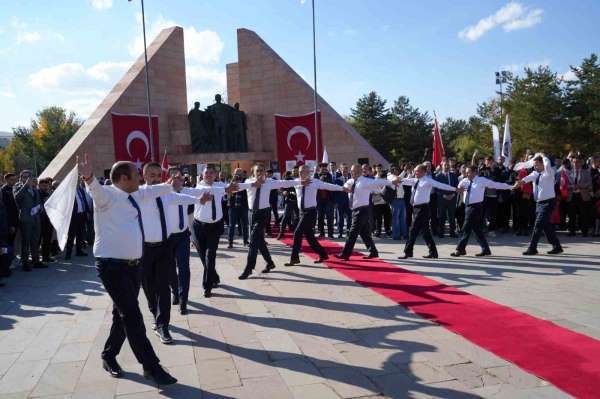 Atatürk Üniversitesi'nde akademik yıl açılış töreni heyecanı