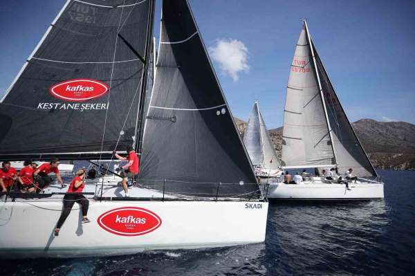 Bursalı yelkenciler Knidos Cup'ta kürsüye çıktı