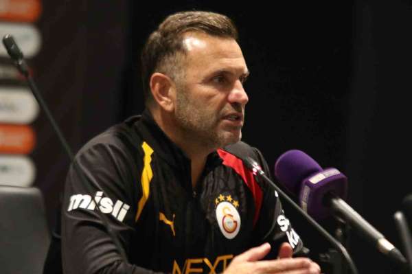 Okan Buruk: 'Adını 'Süper Lig' koyuyorsanız, zemin de bu lige yakışıyor olması gerekir'