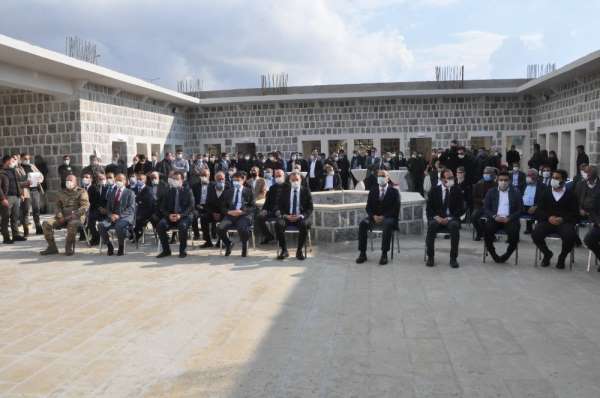 Şırnak'ta teröristlerin yıktığı tarihi yapılar yeniden inşa ediliyor 