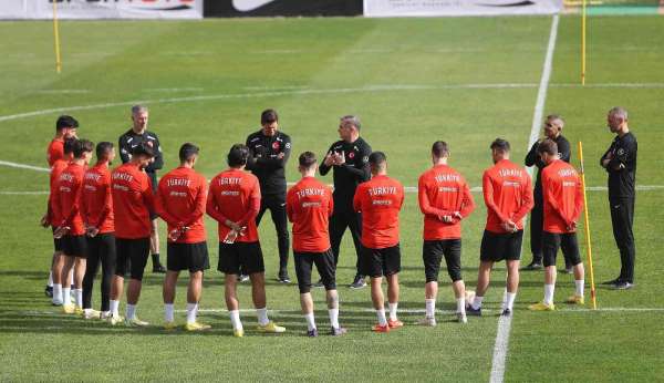 A Milli Futbol Takımı, Çekya maçının hazırlıklarına başladı - İstanbul haber