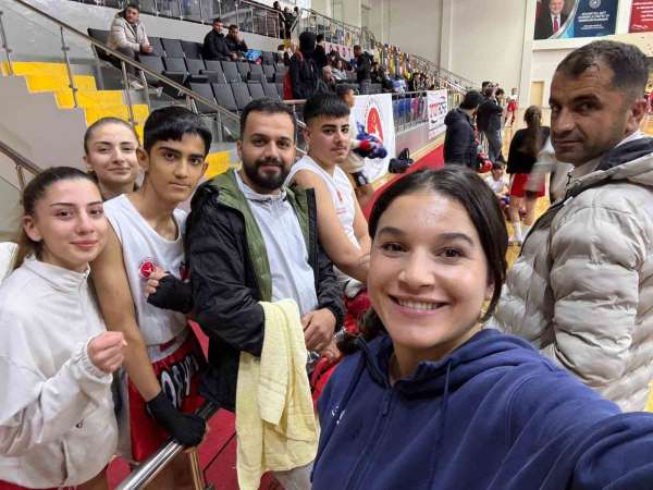 Tunceli'den kick boksta büyük başarı