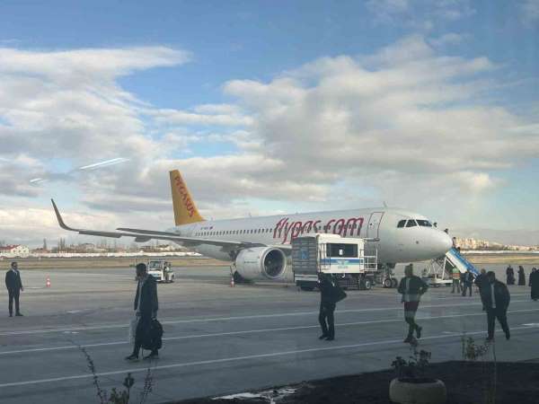 Van Ferit Melen Havalimanında uçuşlar yeniden başladı