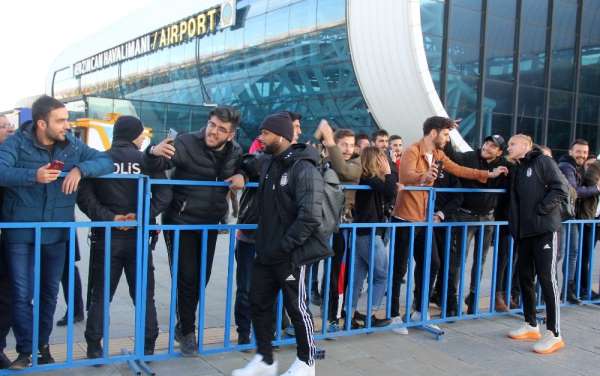 Beşiktaş'a Erzincan'da coşkulu karşılama 