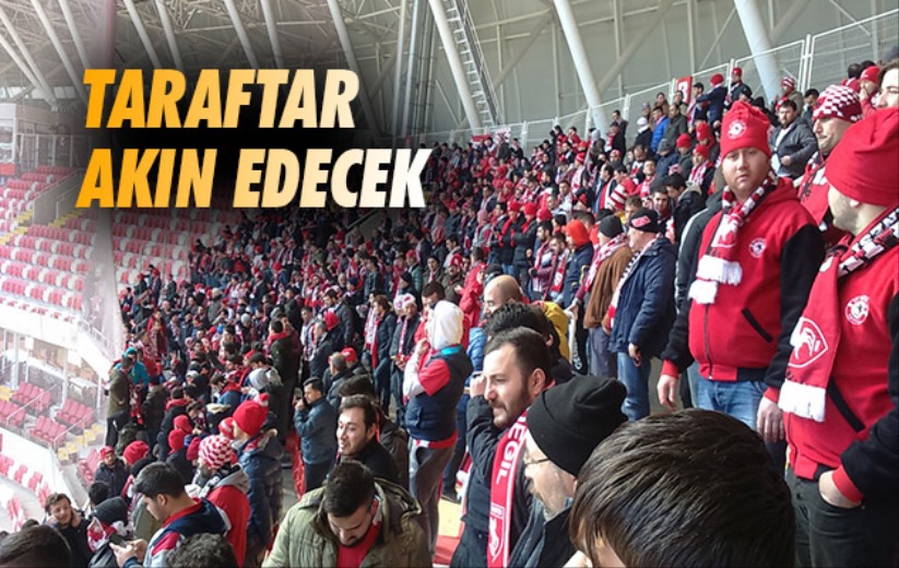 Taraftar Akın Edecek 