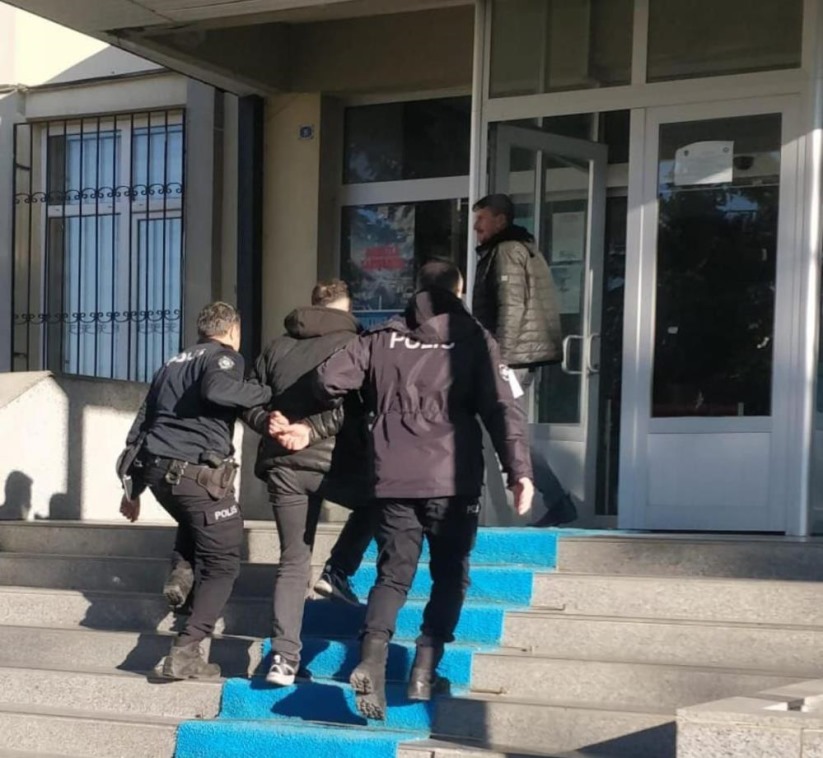 Samsun'da aranan şahıs, yurt dışına kaçamadan yakalandı