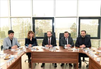 Rektör Alkan, iş dünyasına Teknokent'in çalışmalarını anlattı 