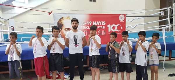 Eyyübiyeli gençlerden büyük başarı