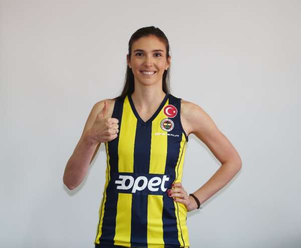 Fenerbahçe Opet 4 transferi birden açıkladı 