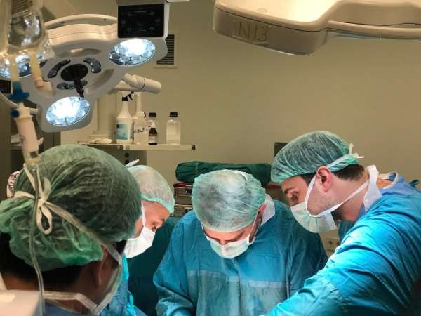 Balıkesir'de beyin ölümü gerçekleşen hasta 2 kişiye umut oldu