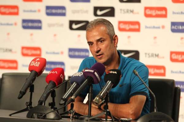 İsmail Kartal: 'İlk maçlar zordur ama biz zor olanı 3 puanla geçtiğimiz için bu
