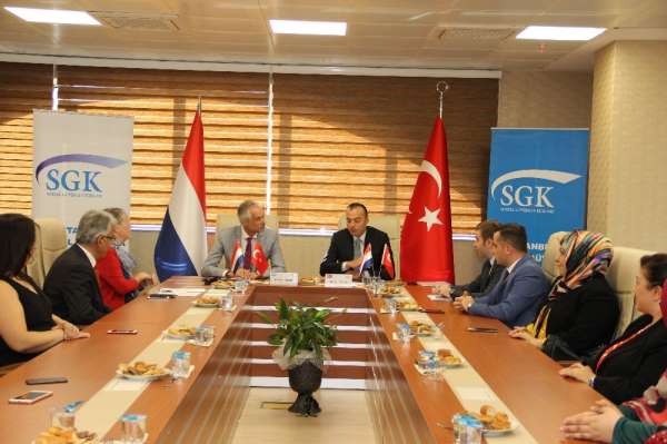 Türk ve Hollandalı vatandaşlar, sosyal güvenlik hakları konusunda bilgilendirile