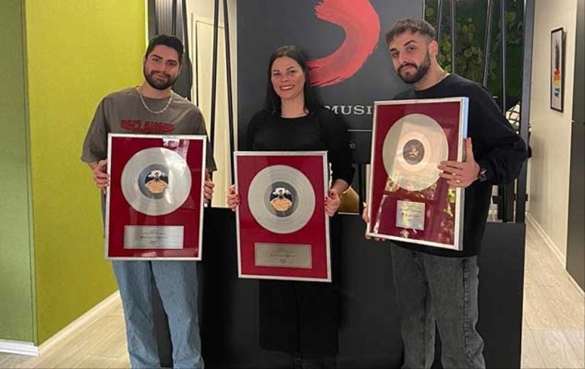 Samsunlu sanatçı 2021'i birincilikle kapattı