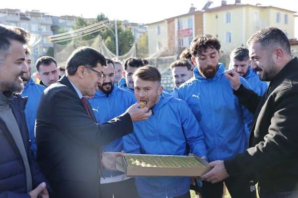 Başkan Eyüp Kahveci'den Belediye Kütahyaspor'a nmoral ziyareti