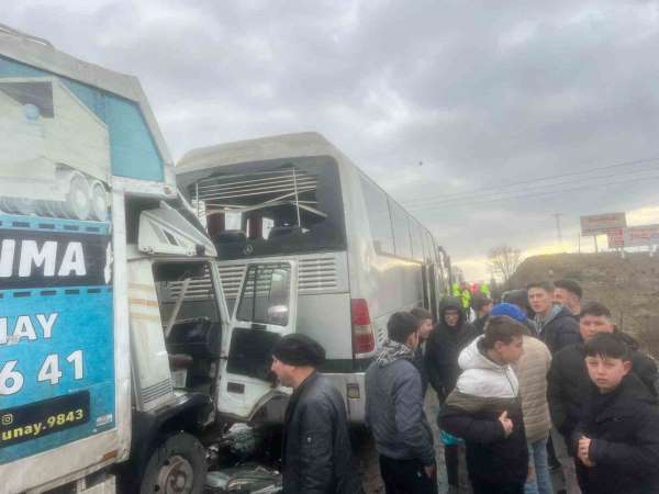 Afyonkarahisar'da otobüs kazası