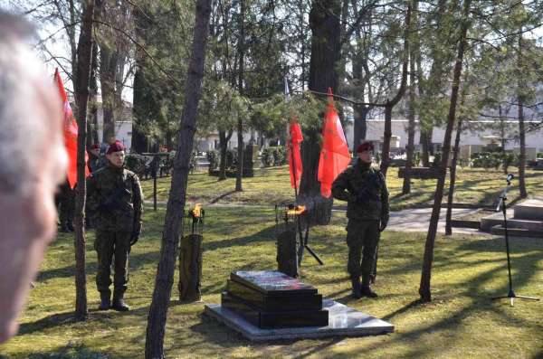 Polonya'da 18 Mart Çanakkale Şehitleri ve Galiçya Cephesi Şehitleri anıldı