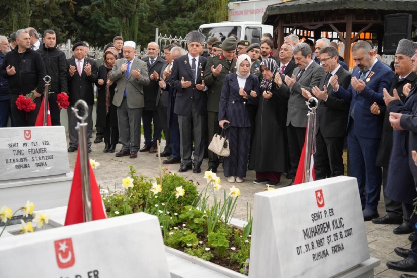 Samsun'da Çanakkale Zaferi'ne kutlama, şehitlere dua