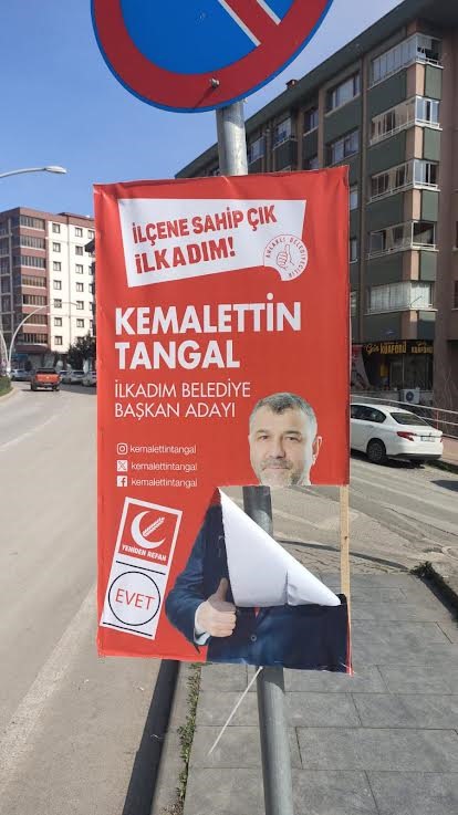 Kemalettin Tangal afişlerine çirkin saldırı