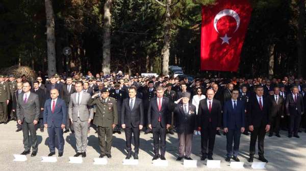 Burdur'da, 18 Mart Şehitleri Anma ve Çanakkale Deniz Zaferi'nin 109. yıl dönümü