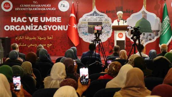 Diyanet İşleri Başkanı Erbaş: 'Şehitlerimizin kabirlerinde rahat uyumasını istiyorsak birlik ve beraberlik içi