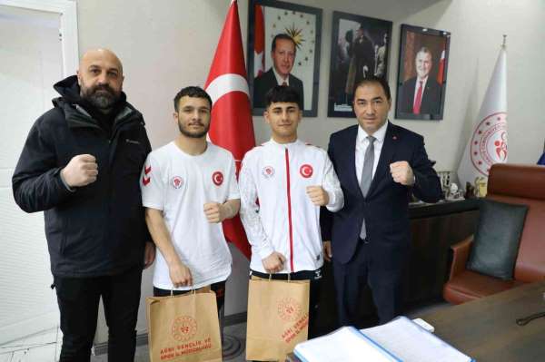 Ağrı Gençlik ve Spor İl Müdürü Çelebi, başarılı boksörleri ağırladı