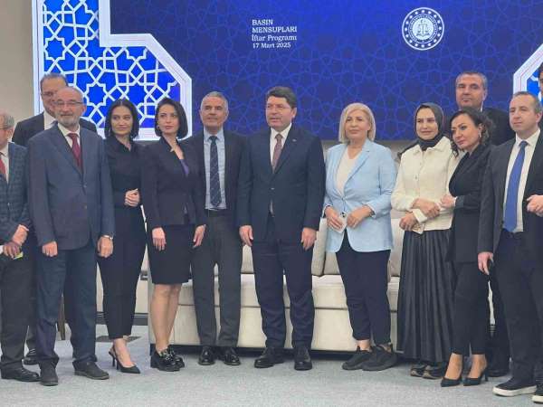 Bakan Tunç: 'Silah bırakma şartı yerine getirilmezse terörle mücadele devam eder'